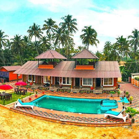 Namaste Homestay And Beach Resort Kaup Bagian luar foto