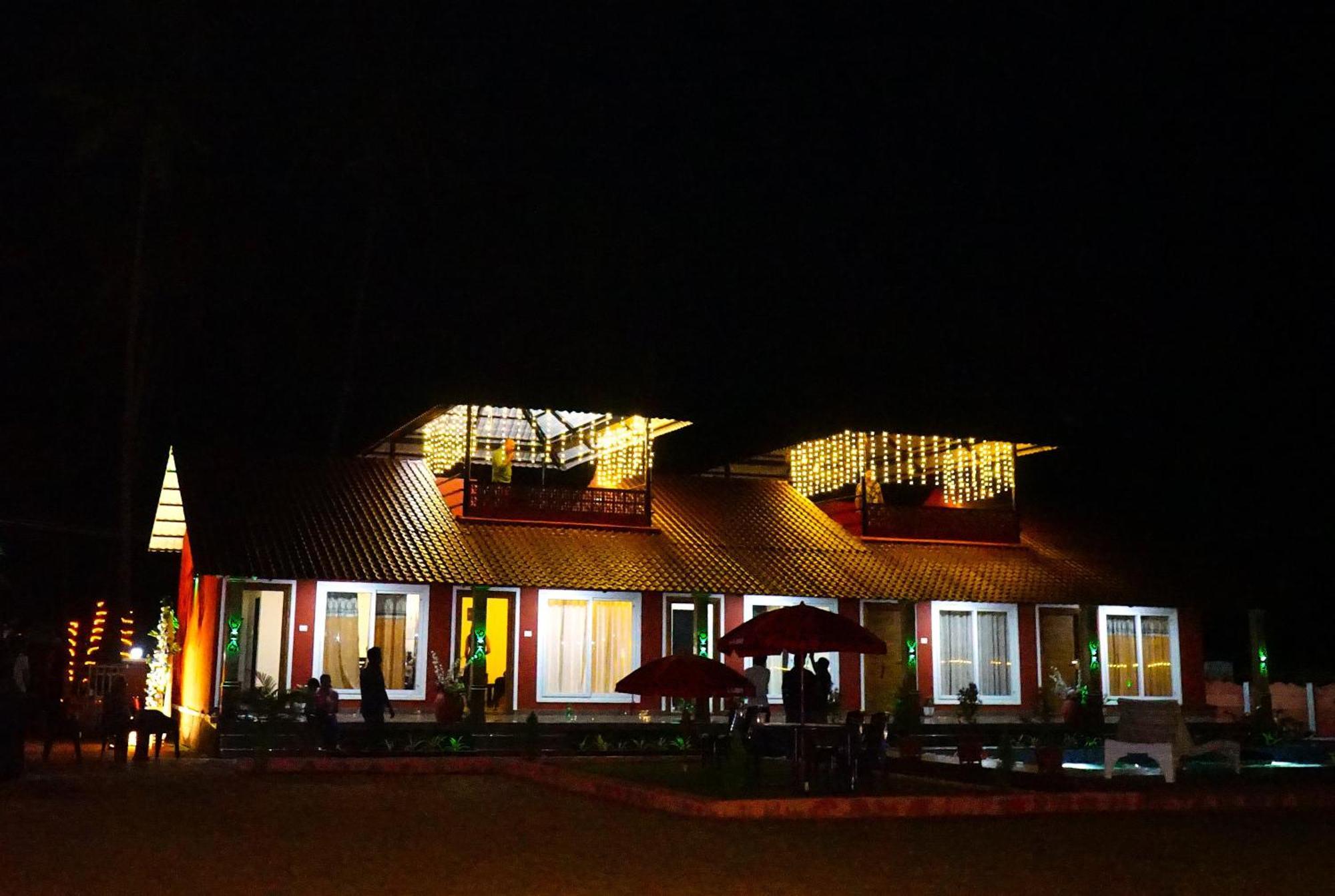 Namaste Homestay And Beach Resort Kaup Bagian luar foto