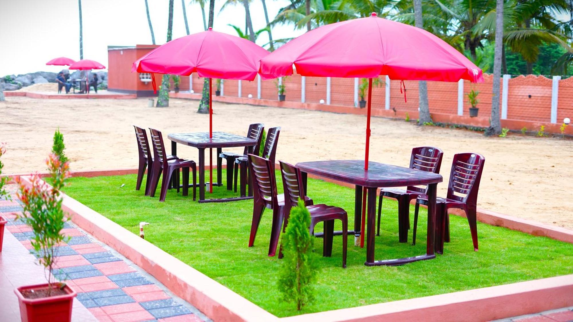 Namaste Homestay And Beach Resort Kaup Bagian luar foto