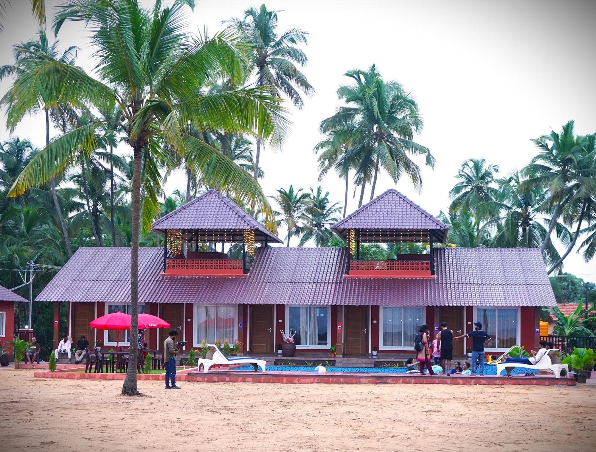Namaste Homestay And Beach Resort Kaup Bagian luar foto